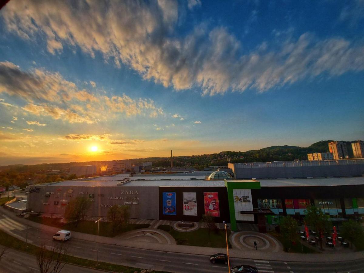 University Hotel Dorrah Tuzla Buitenkant foto