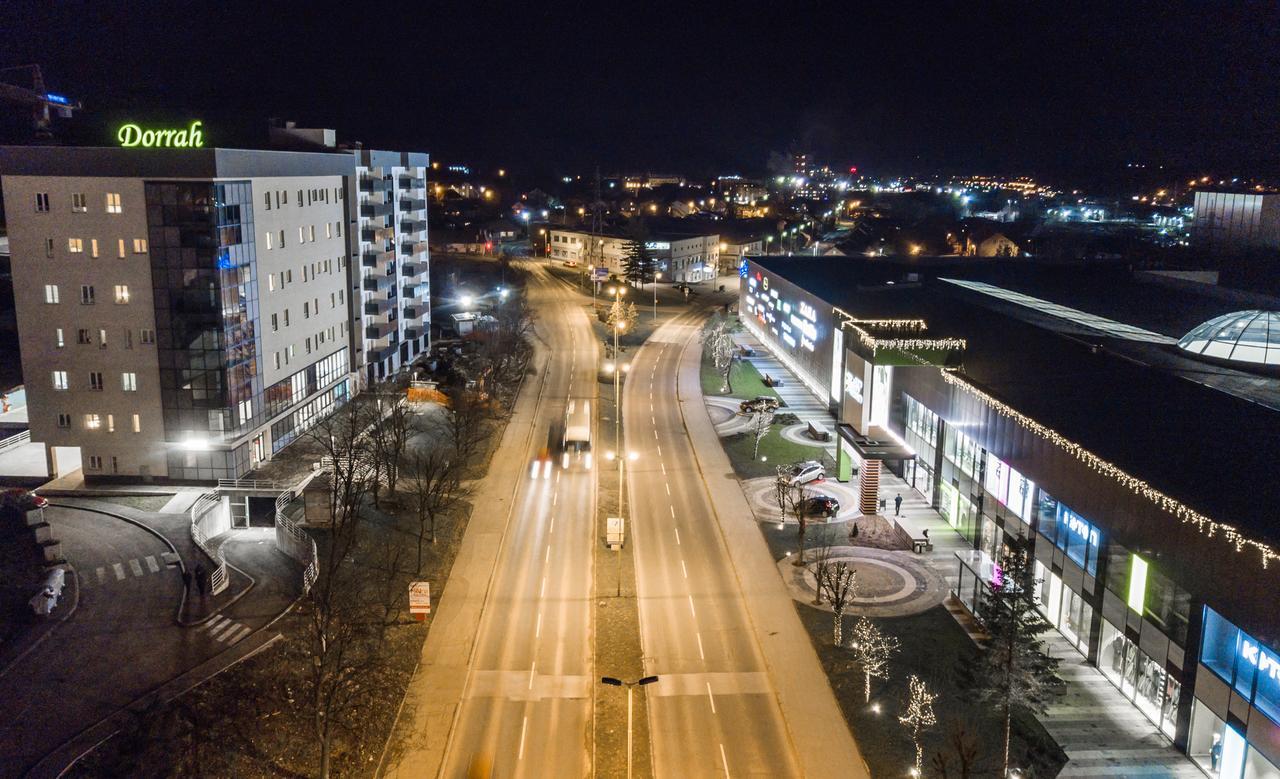 University Hotel Dorrah Tuzla Buitenkant foto